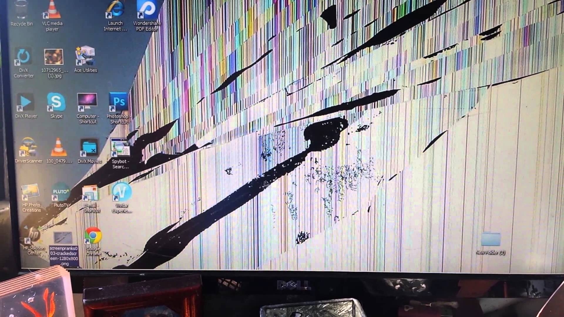 Broken Computer Screen Repair in the UAE